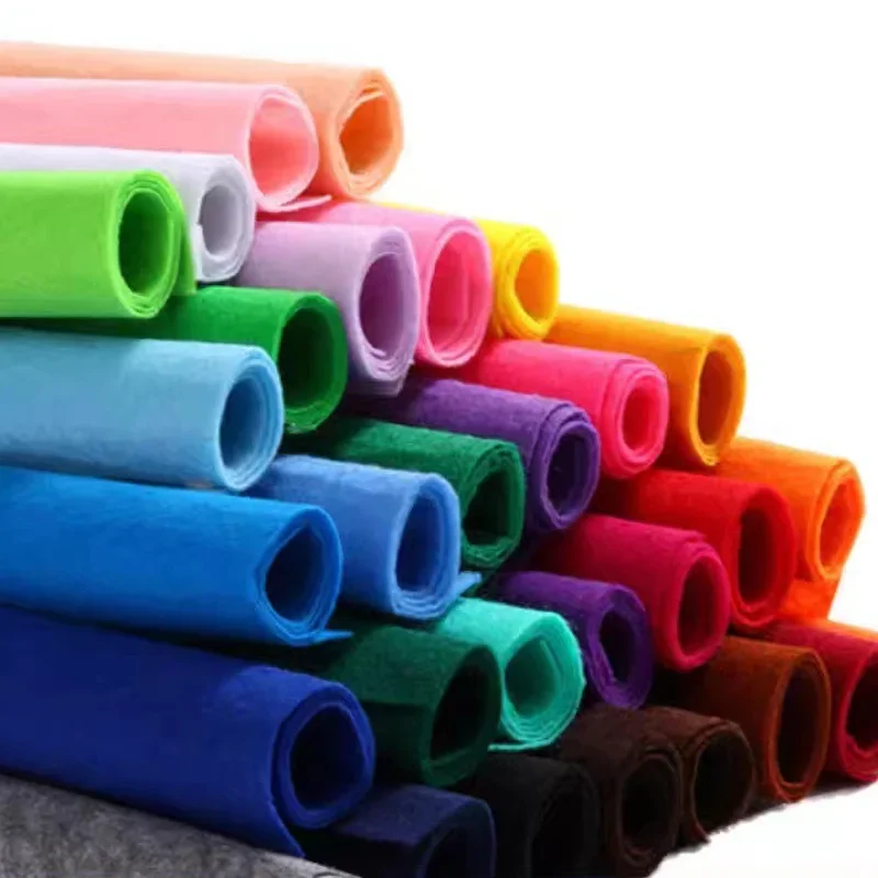 펠트 패브릭 시트 모듬 색상 어린이를위한 비 짠 펠트  - Is Sewing A Textile Craft 리뷰 및 가격