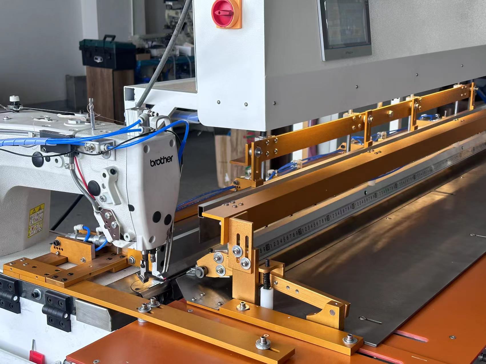 ST 3000-1400 헤비듀티 재봉틀 가격 자동 핀턱 - Sewing Industry 리뷰 및 가격